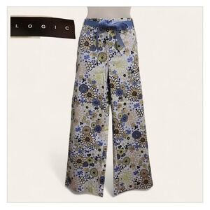 NWT Vintage 90s Y2k LOGIC Brand Size 14 Blue Floral Power Cotton Stretch Capris